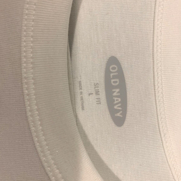 White tee - Picture 4 of 5